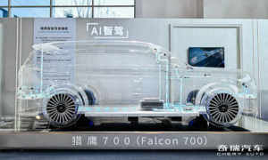 奇瑞“猎鹰”护航春运，具身智能多场景上岗